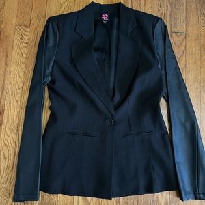 2b Bebe blazer